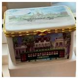 Trinket box