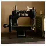 Child hand crank singer sewing machine