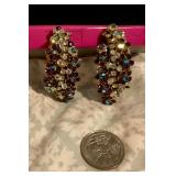 Colored rhinestone earrings