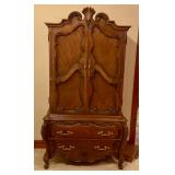 Clothing cabinet