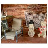 Lighted yard ornaments