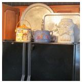 cookie jars   alunimum trays