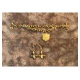 Set of Fleur de Li’s jewelry