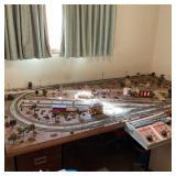 Train tracks for model trains