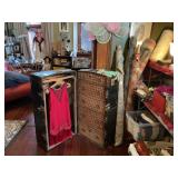 Steamer trunk