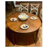 Dining table, rooster plates