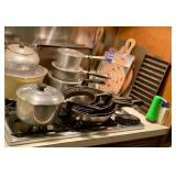 Cast aluminum pots and pans, cast iron cookware