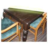 Dining room Table 