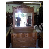 ANTIQUE AUCTION