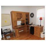 Computer desk
