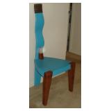 Contemporary accent chair