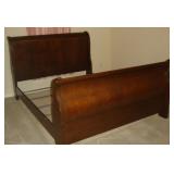 Queen sleigh bed