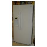 Kenmore refrigerator - 3 years old