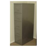 Heavy duty file cabinet
