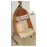 MID CENTURY EGG CHAIR