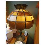 VINTAGE TIFFANY STYLE TABLE LAMP