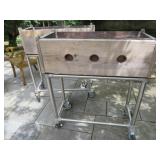 ROLLING PLANTER BOX ON INDUSTRIAL STAND