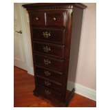 TALL CHEST