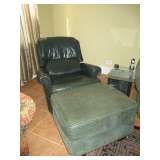GREEN LEATHER RECLINER