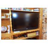 Mitsubishi LCD flat panel HDTV