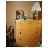 chest of drawers