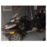 3 Wheel Can Am Spyder Limited RT Motorcycle