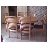 Dining Table w/6 Chairs