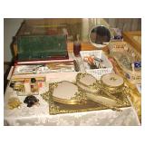 Dresser Set, Carving Sets & Collectibles
