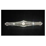 Vintage 14kt gold diamond accent pin