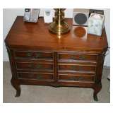 Metz Nightstands