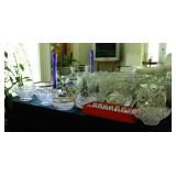 Table Lot Glassware Table Lot Glassware
