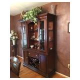 http://www.familyheritageestatesales.com/