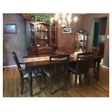 http://www.familyheritageestatesales.com/
