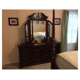 http://www.familyheritageestatesales.com/