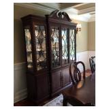 http://www.familyheritageestatesales.com/