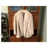 Estate Sales by Dee is in Lake Elsinore with a two day sale starting this Friday at 8:00 am!