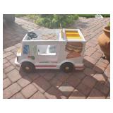 electric hot dog truck