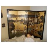 Oriental room divider