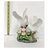 https://www.ebay.com/itm/114152358857 SM042: PORCELAIN CERAMIC PAIR OF DOVES BY LaVie LOCAL PICKUP