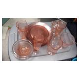 https://www.ebay.com/itm/114154793654 RAFE00001: 20PC LOT OF PINK GLASS. 12 PLATES marked ARCOROC 21