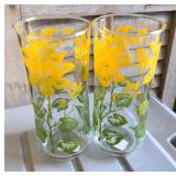 https://www.ebay.com/itm/114158248749 LAN0814 (2) 1980 Floral Pattern Water Glasses Local Pickup $10