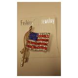 https://www.ebay.com/itm/114171616415	BOX074K AMERICAN FLAG PIN $5.00 RED, WHITE, AND BLUE CRYSTAL 