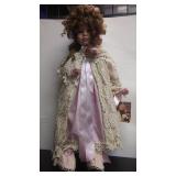https://www.ebay.com/itm/124141905642	CC0005 Limited edition of fine porcelain doll Elsie Massey col