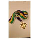 https://www.ebay.com/itm/124135580996	NNS010 2002 ENDYMION $15.00 MEMBER MEDALLION WITH RIBBON