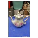 https://www.ebay.com/itm/124139655905	Rxb017 VINTAGE JAPANESE PORCELAIN PAINTED TEA POT MARKED HAND 