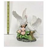 https://www.ebay.com/itm/114152358857	SM042: PORCELAIN CERAMIC PAIR OF DOVES BY LaVie LOCAL PICKUP