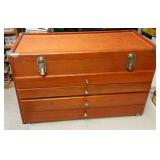 https://www.ebay.com/itm/114896128097	EB3002 USED VINTAGE WOODEN 4 DRAWER TOOL BOX WITH ASSORTED TOO