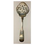 https://www.ebay.com/itm/114918154952	ME1030 STERLING SILVER GORHAM SLOTTED SPATULA