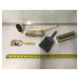 https://www.ebay.com/itm/114918154986	OR8033 LOT OF 5 CLEANING BRUSHES AND TOY TRAIN LUBRICANT