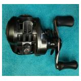 https://www.ebay.com/itm/114855384492	EL3004 USED METRIX QUANTUM ME100H BAITCASTER FISHING REEL